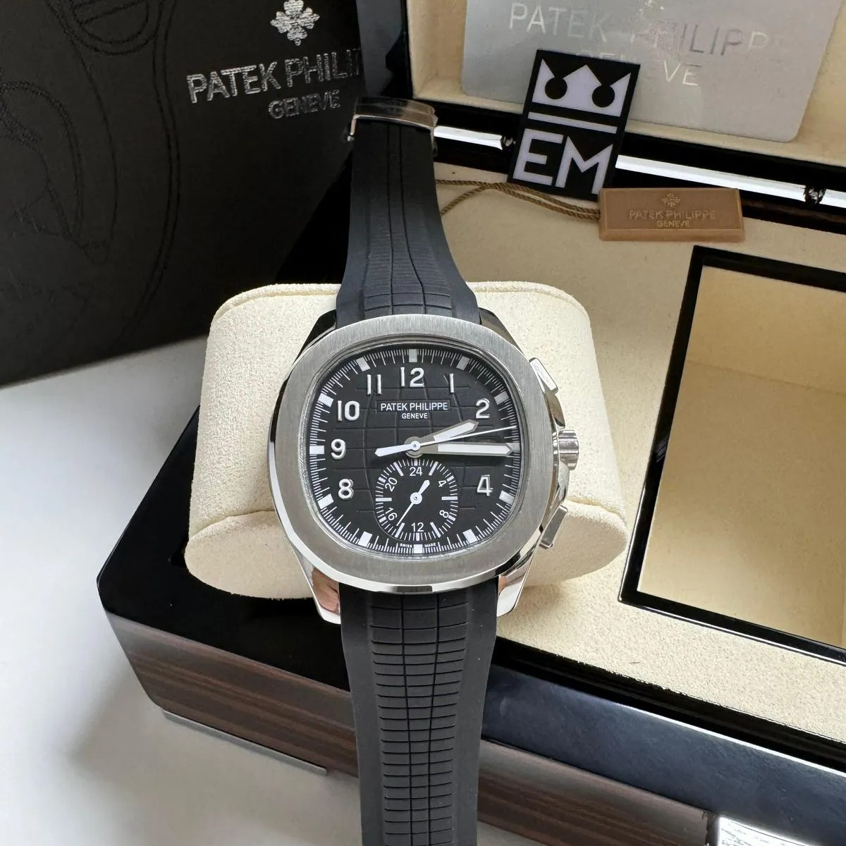 Patek Philippe Aquanaut Black