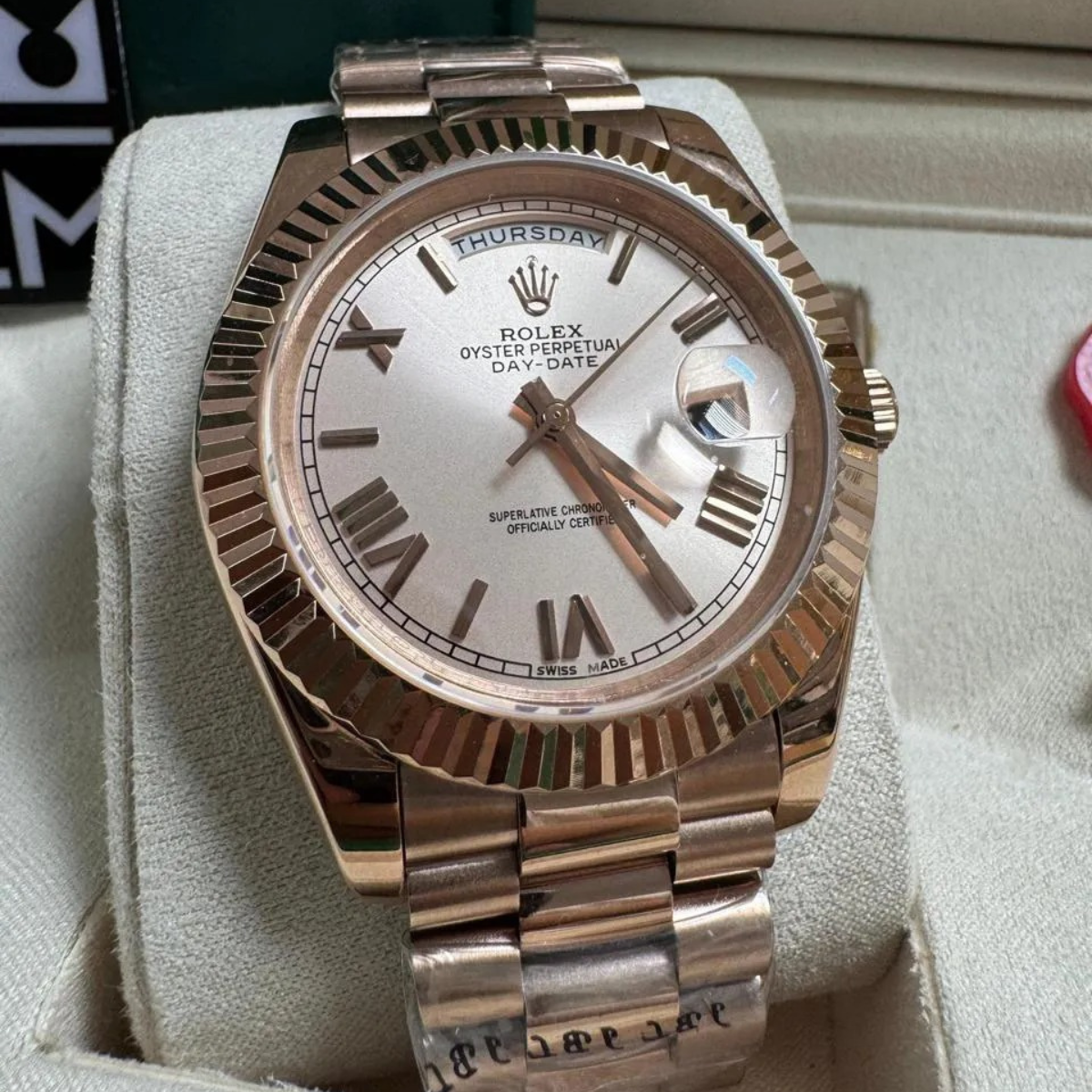 Rolex Day-Date 40 – Champagne-colored dial