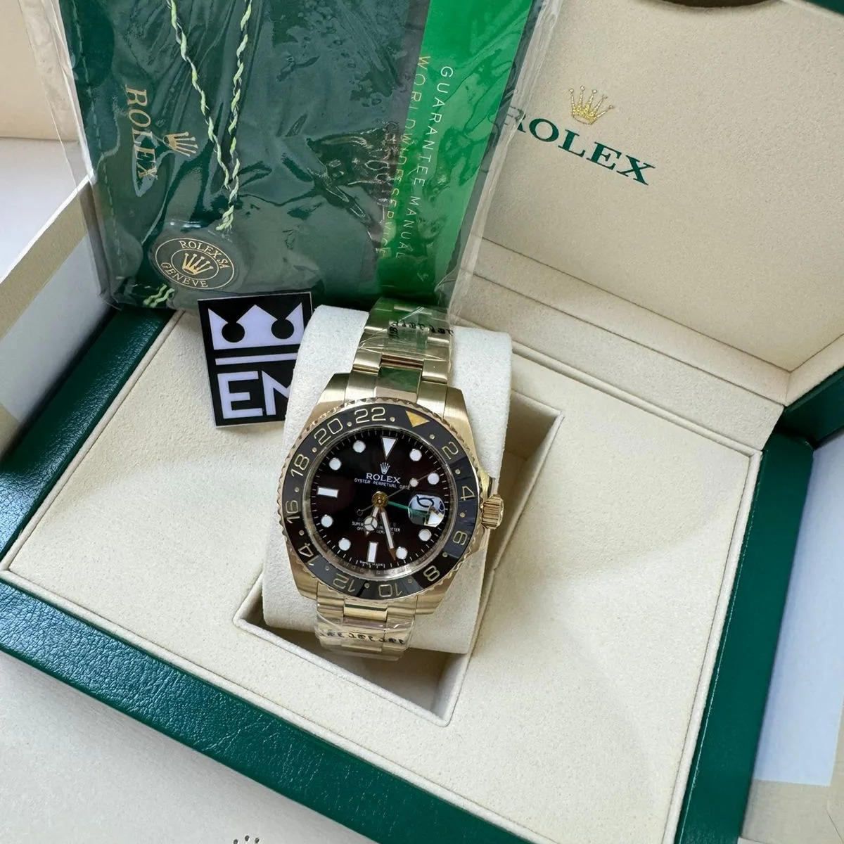 Rolex GMT-Master II 116713 LN – Gold and Steel Edition