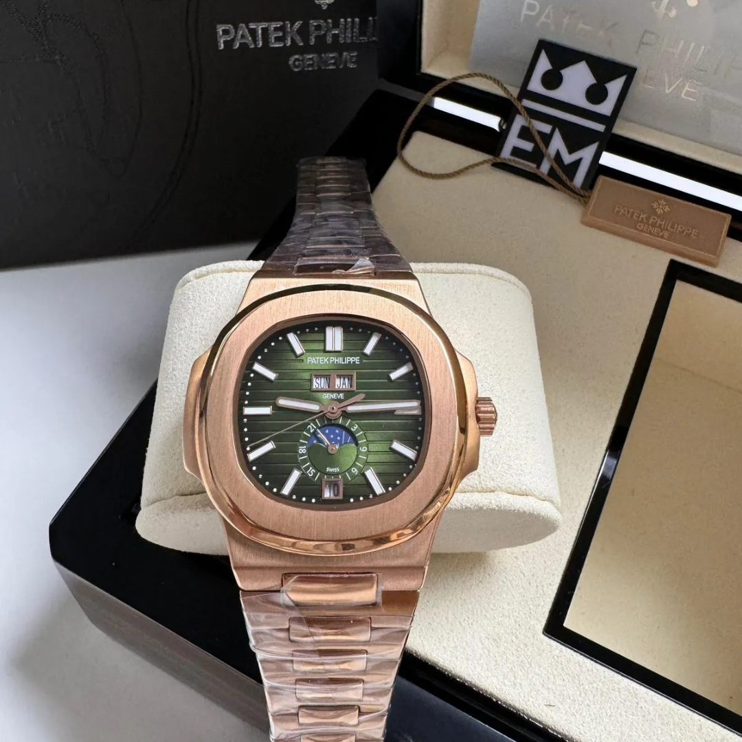 Patek Philippe Nautilus Green – Annual Calendar & Moon Phase Automatic