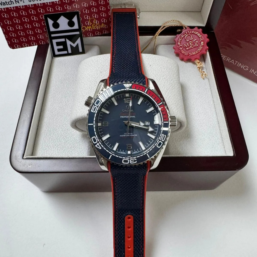 Omega Seamaster Planet Ocean 'Co-Axial Master Chronometer' – Blue/Red | Textile Strap