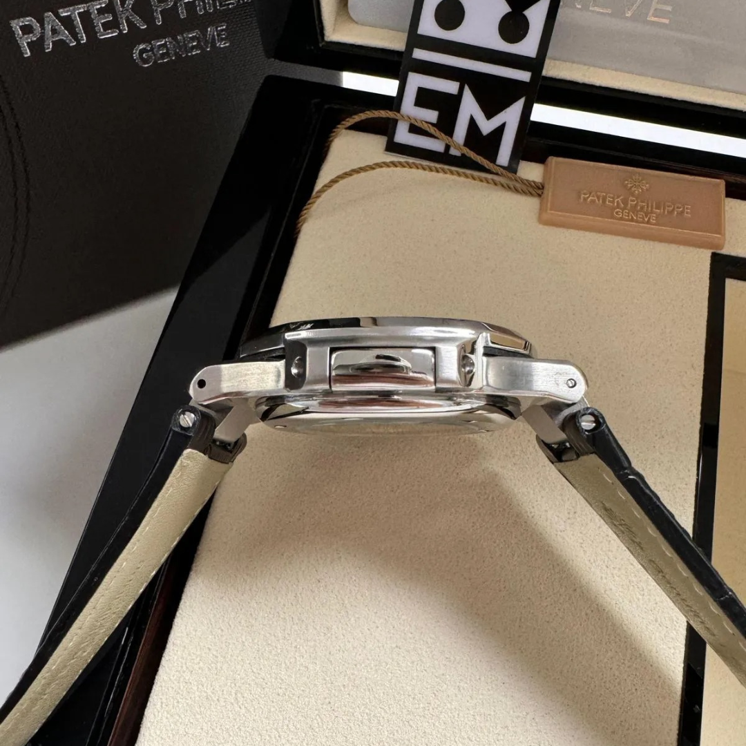 Patek Philippe Nautilus Black Automatic