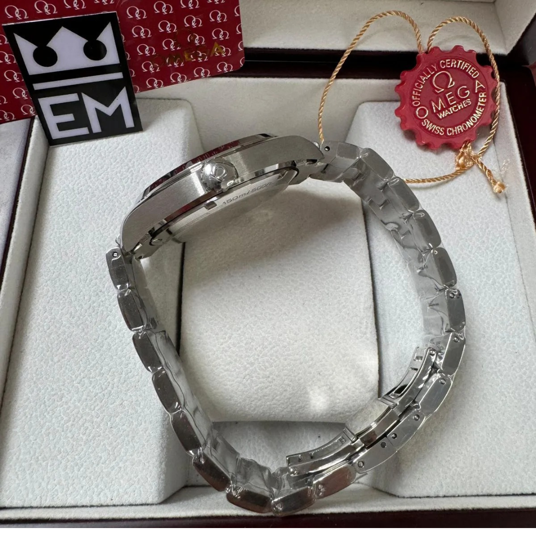 Omega Seamaster Aqua Terra Blue Waves