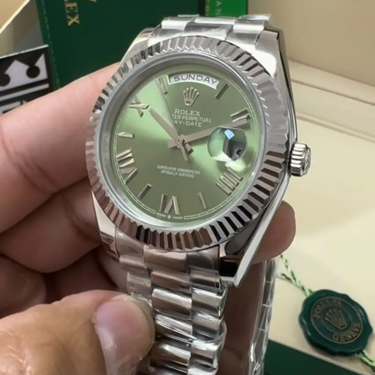 Rolex Day-Date 40 – Green Dial