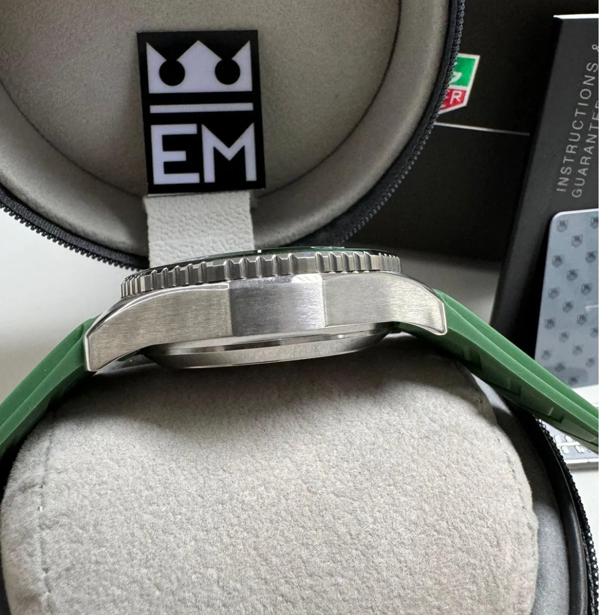 TAG Heuer Aquaracer Green Chronometer 300M Rubber Strap