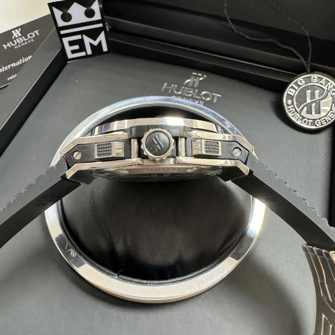 Hublot Big Bang Classic Silver Carbon
