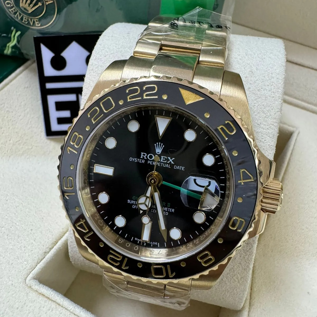 Rolex GMT-Master II 116713 LN – Gold and Steel Edition