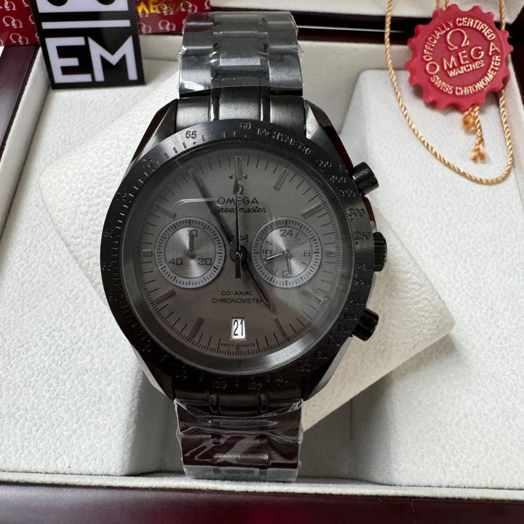 Omega Speedmaster 'Full Black Steel' – Co-Axial Chronometer