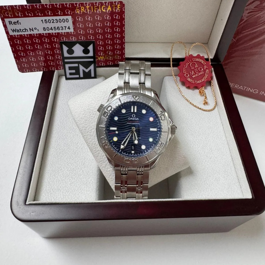 Omega Seamaster Professional – Blue 'Waves Dial'