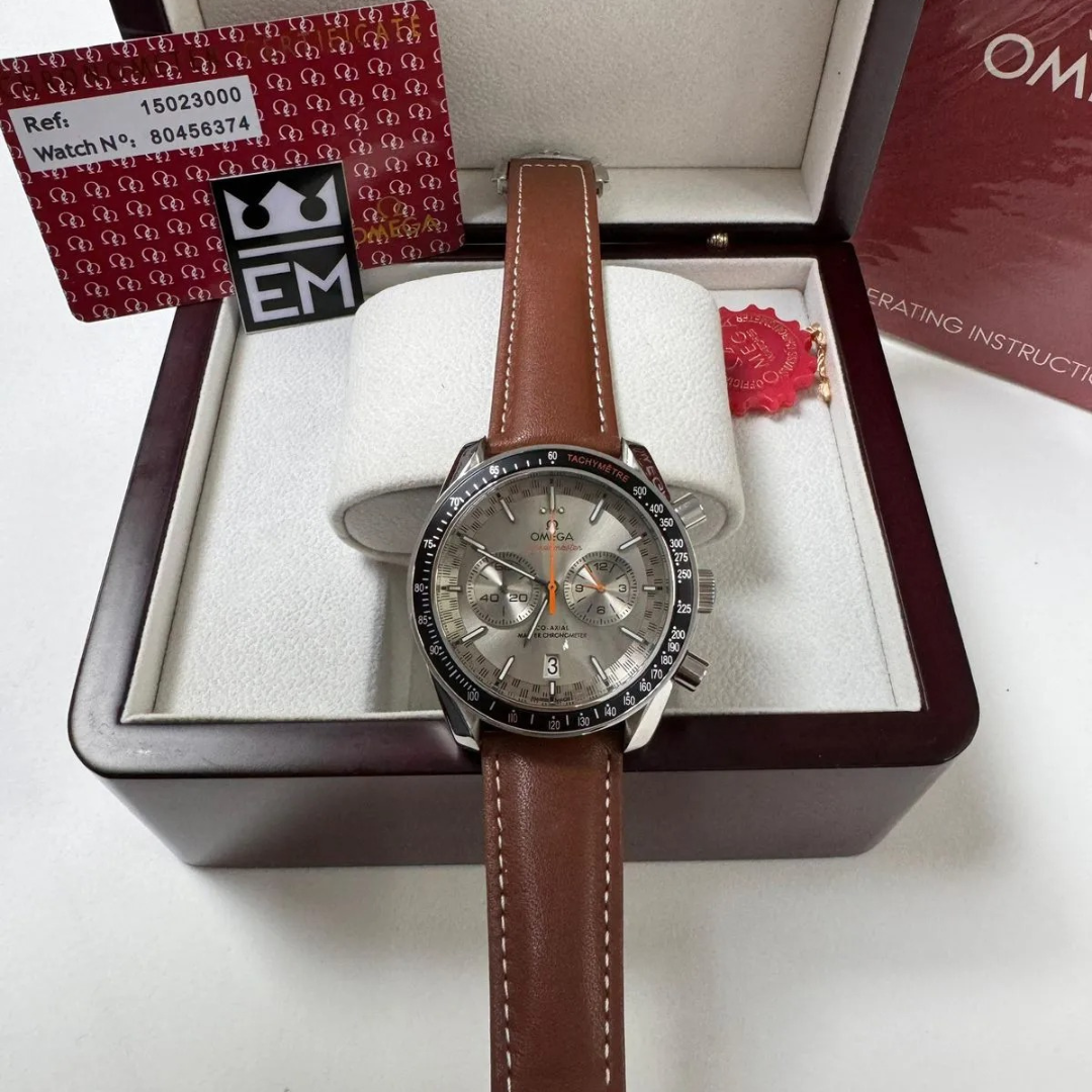 Omega Speedmaster Co-Axial Chronograph Gray/Orange – 42 mm Brown Leather Strap