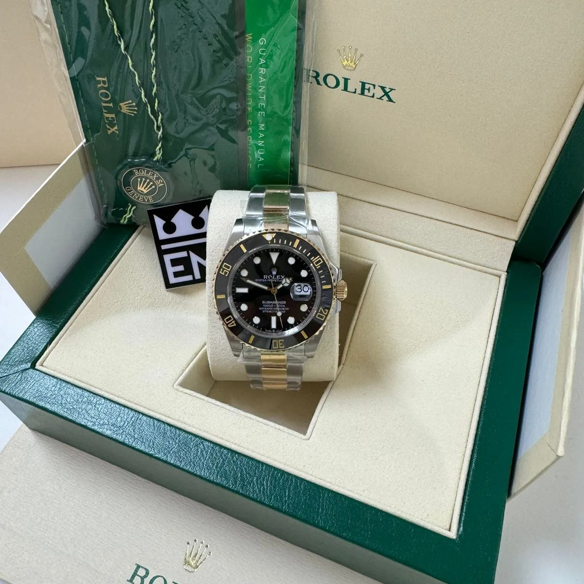 Rolex Submariner 40 – Grey Dial – Rolesor