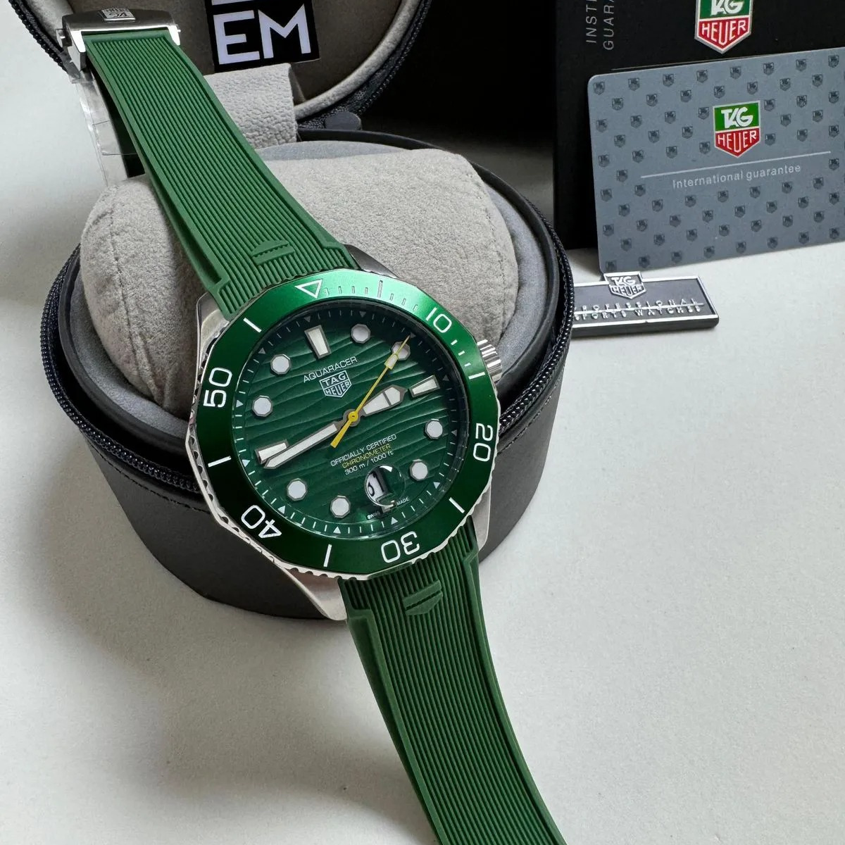 TAG Heuer Aquaracer Green Chronometer 300M Rubber Strap