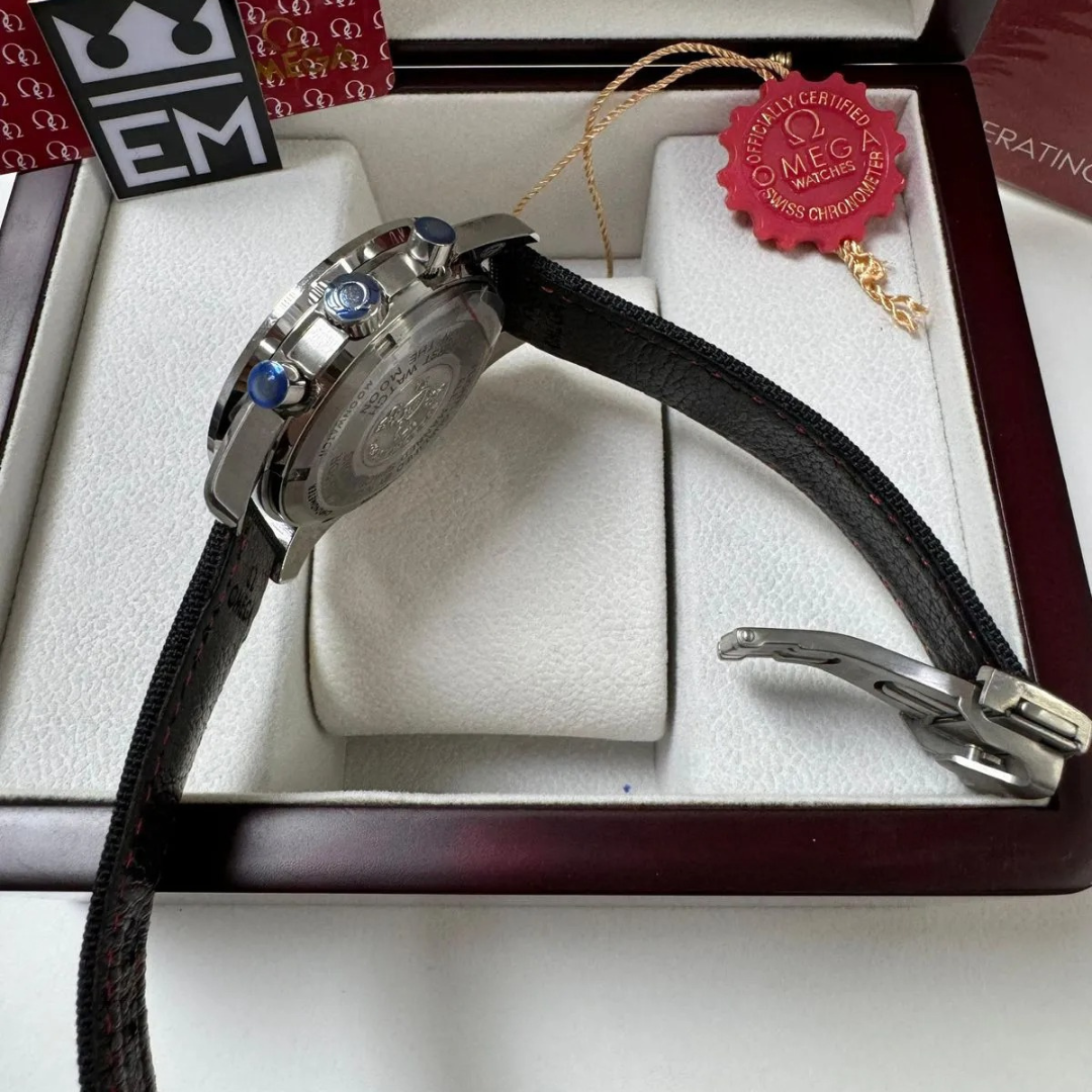 Omega Speedmaster Professional Moonwatch – Black | Chronograph