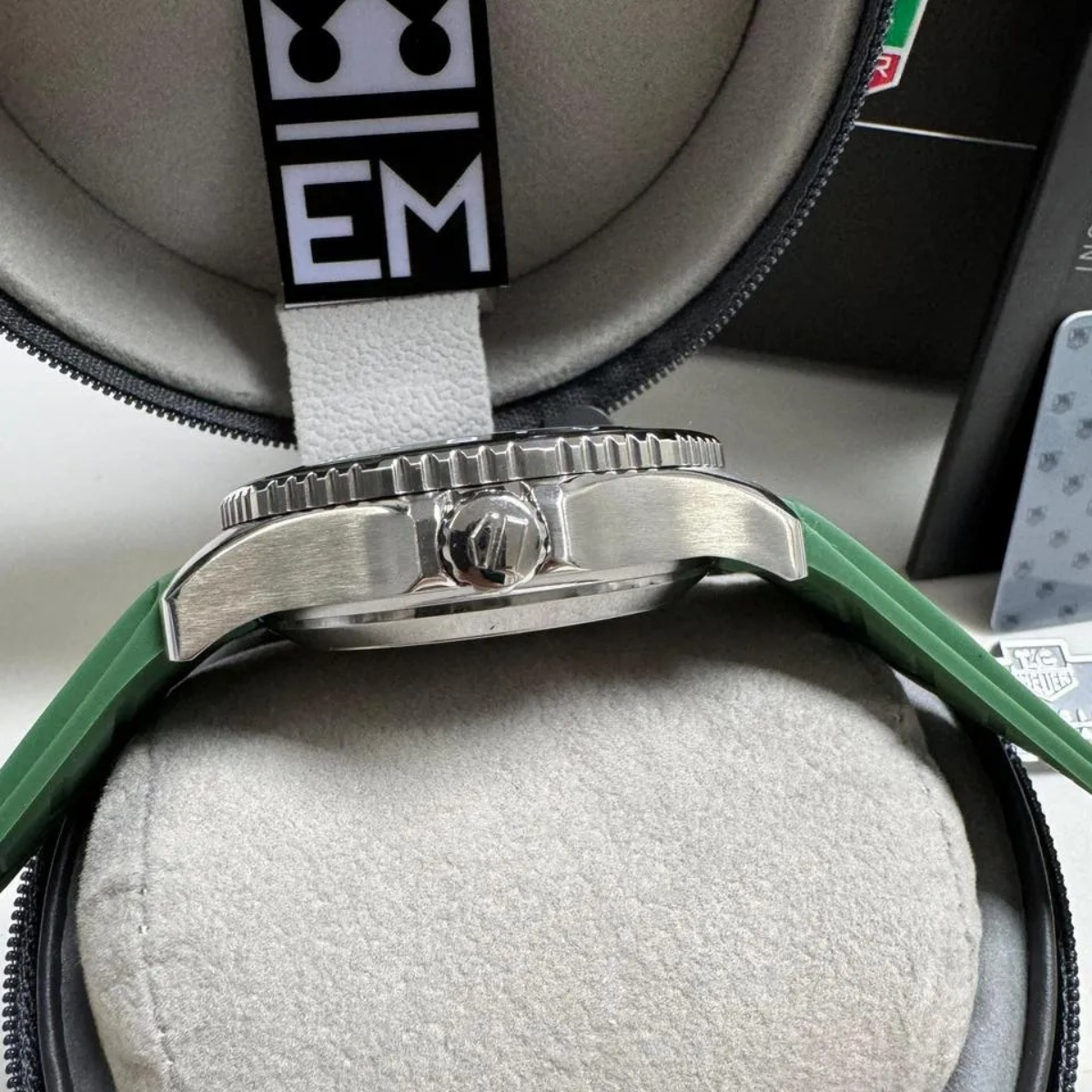 TAG Heuer Aquaracer GMT – Green Rubber