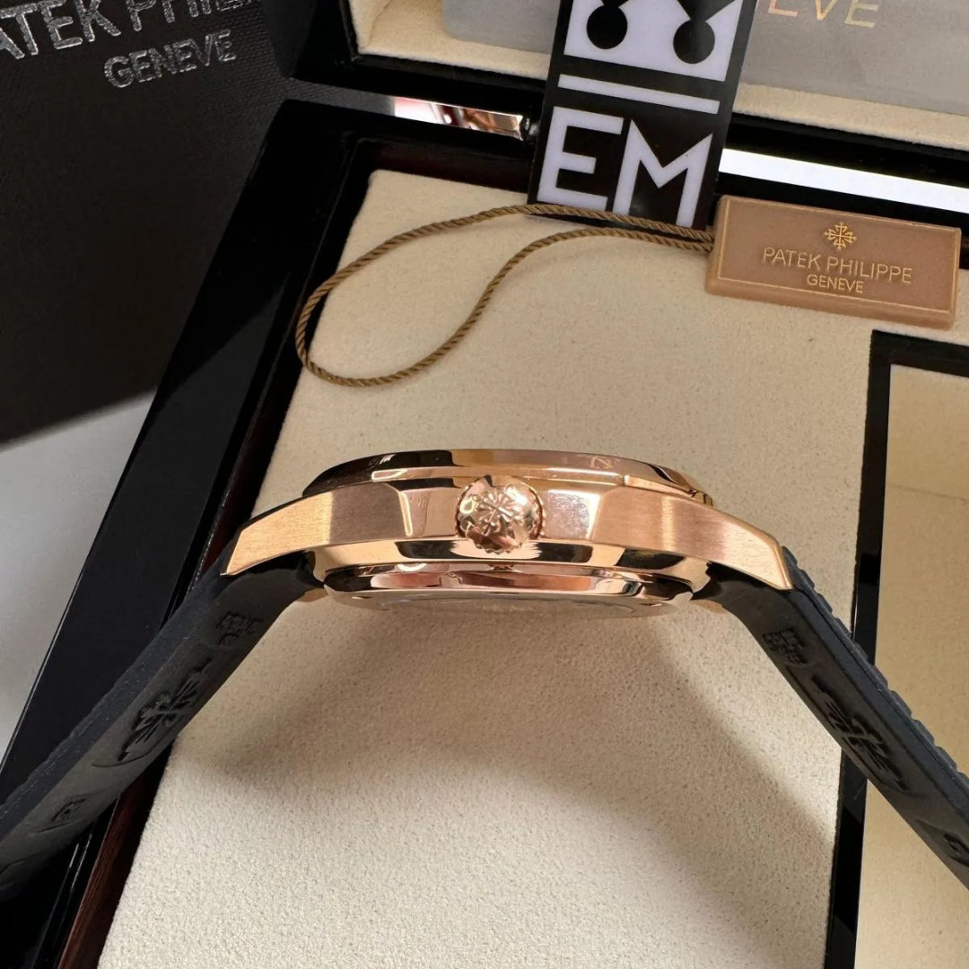 Patek Philippe Aquanaut Rose Gold Black Automatic