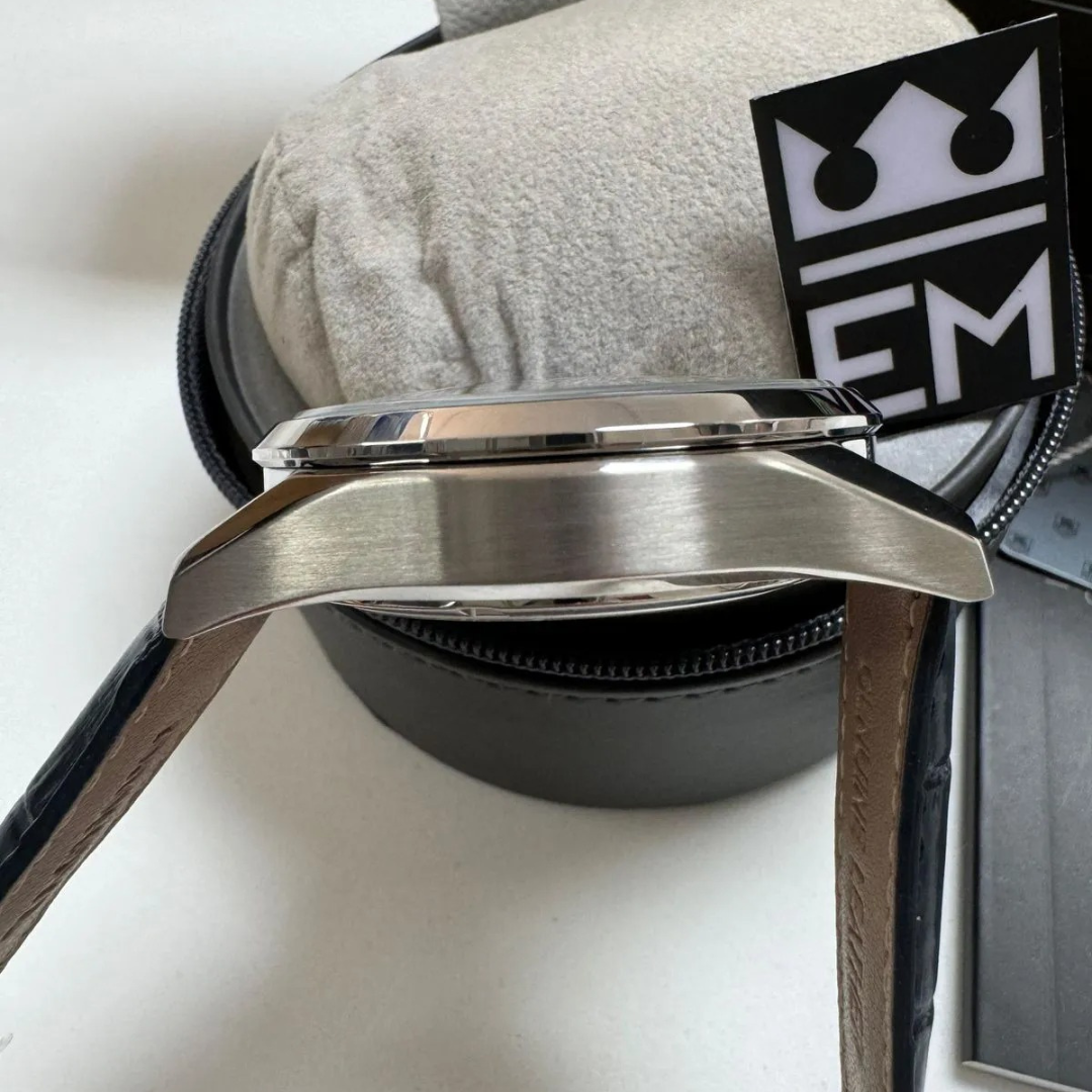 TAG Heuer Carrera Chronograph – Silver & Blue | Leather Strap